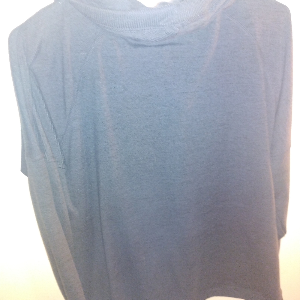 Sweater - Picture 3 of 3